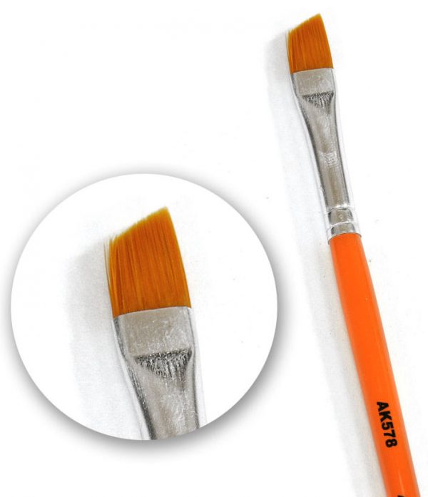 AK Interactive Weathering Brush Diagonal AKI 578