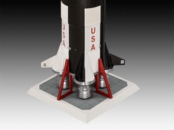 base Revell Apollo 11 Saturn V Rocket 03704