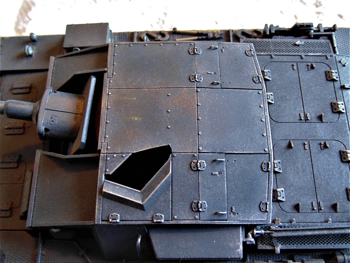 Stug III Crew Compartment Un-Weathered And Weathered