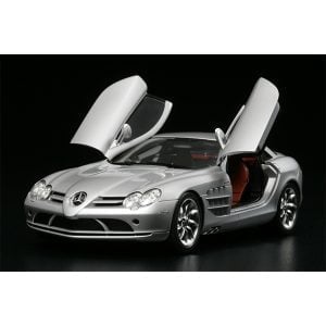 Tamiya Mercedes Benz SLR McLaren 1:24 Scale 24290