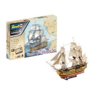 Revell HMS Victory Battle of Trafalgar Gift Set 1:225 Scale RVG 05767