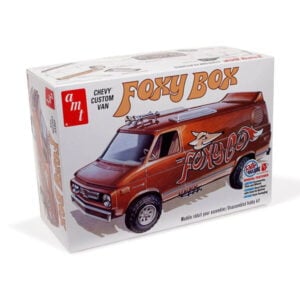 AMT Chevy Van Foxy Box 1/25 Scale 1265