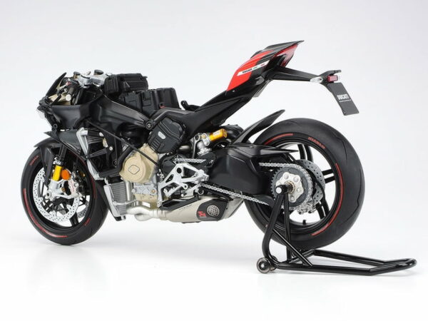 Tamiya Ducati Superleggera V4 Model Kit 1/12 Scale 14140