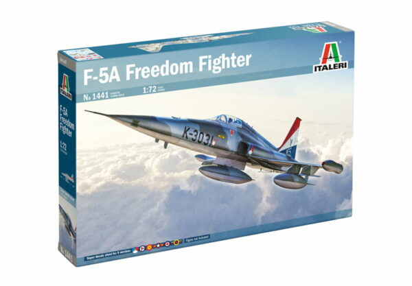 Italeri F-5A Freedom Fighter with Canadian Markings 1/72 Scale 1441