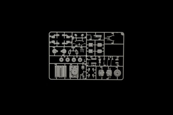 Italeri T-34/76 Model 1943 Premium Edition Tank 1/35 Scale 6570