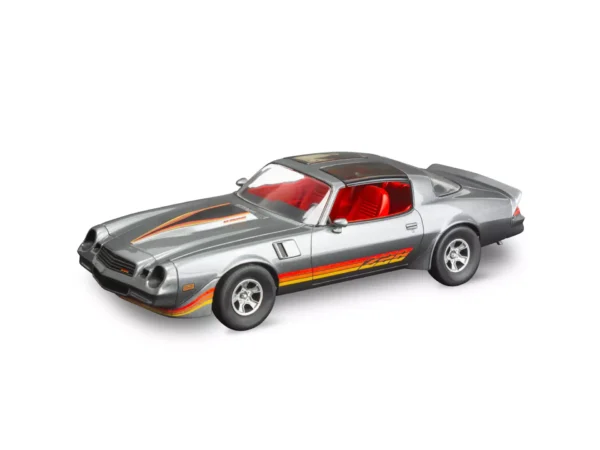 Revell 1981 Camero Z28 1/25 Scale RMX 85-4526 14526