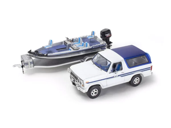 Revell 1980 Ford Bronce with Bass Boat and Trailer Set 1/24 Scale RMX 85-7242 17242