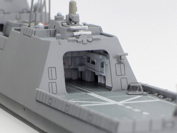 Tamiya Mogami JMSDF Defence Ship FFM-1 1/700 Scale 31037