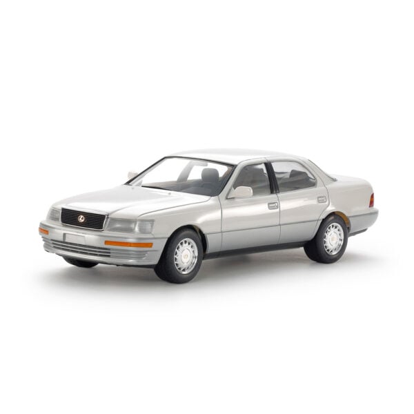 Tamiya Lexus LS400 UCF11L 1/24 Scale 24114