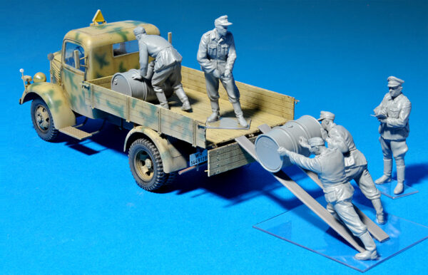 Miniart MB 1500A 4x4 Cargo Truck 1/35 Scale 35150