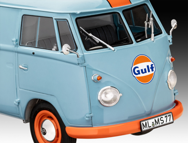 Revell VW T1 Panel Van Gulf 1/24 Scale 07726