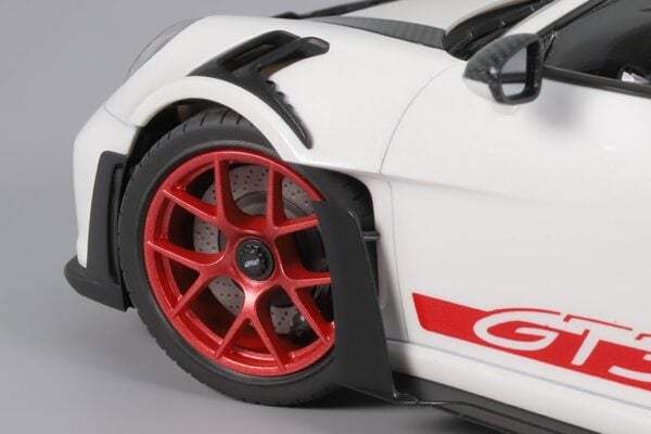 Tamiya Porsche 911 GT3 RS 992 1/24 Scale 24370