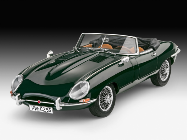 Revell Jaguar E-Type Roadster 1/24 Scale 07687