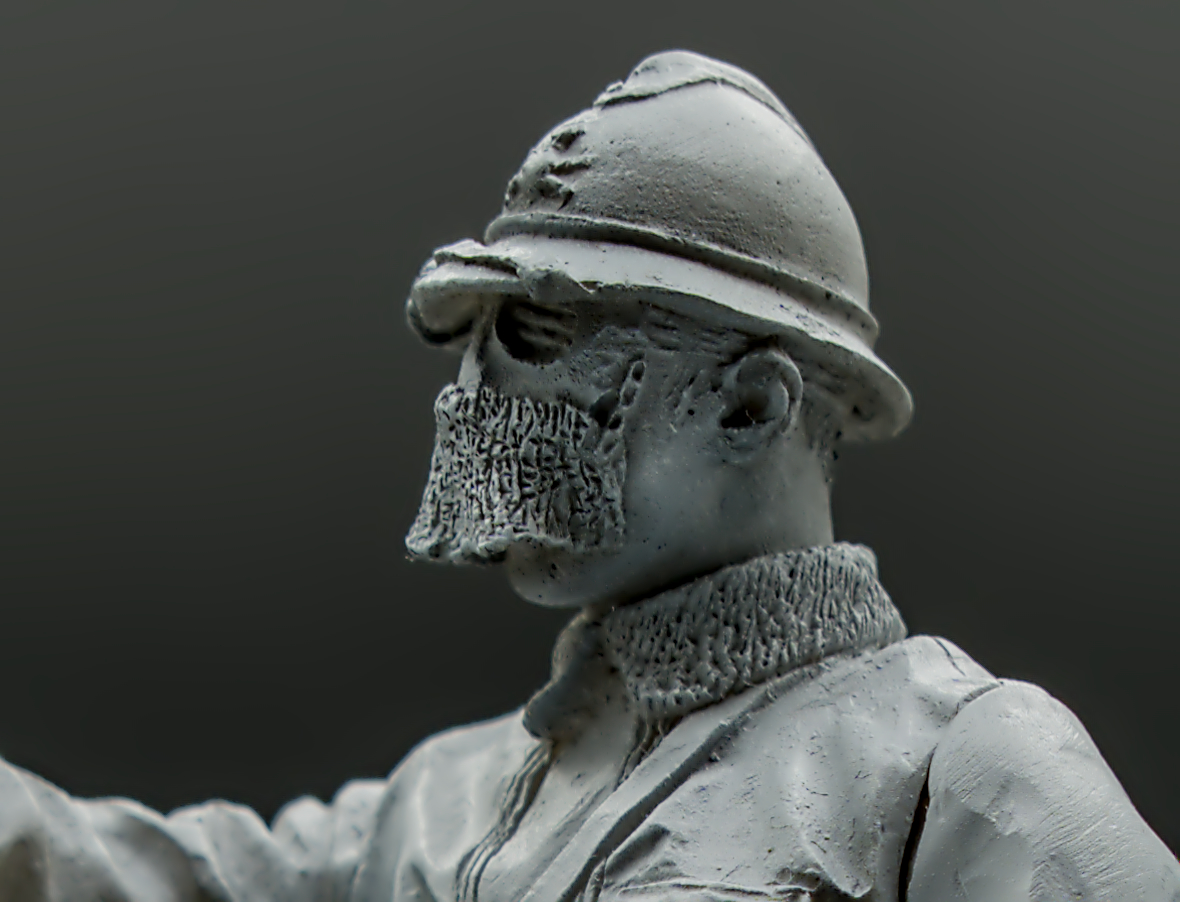 WWI French Tanker with Anti-Spalling Face Mask Zenithal Preshading - Resin Side Profile