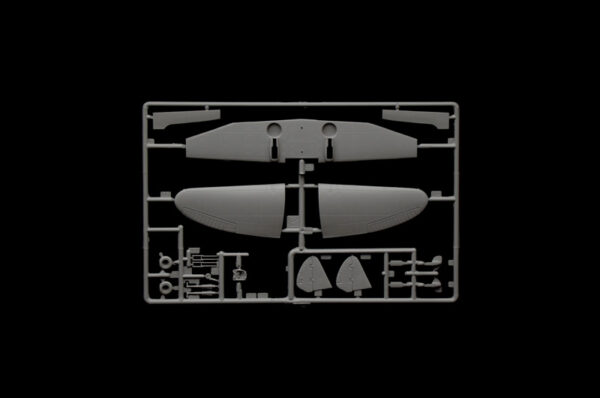 Italeri Reggane Re.2002 Ariete Aeronautica Militare 1/72 Scale 1472