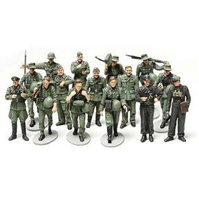 1/48 Scale Figures